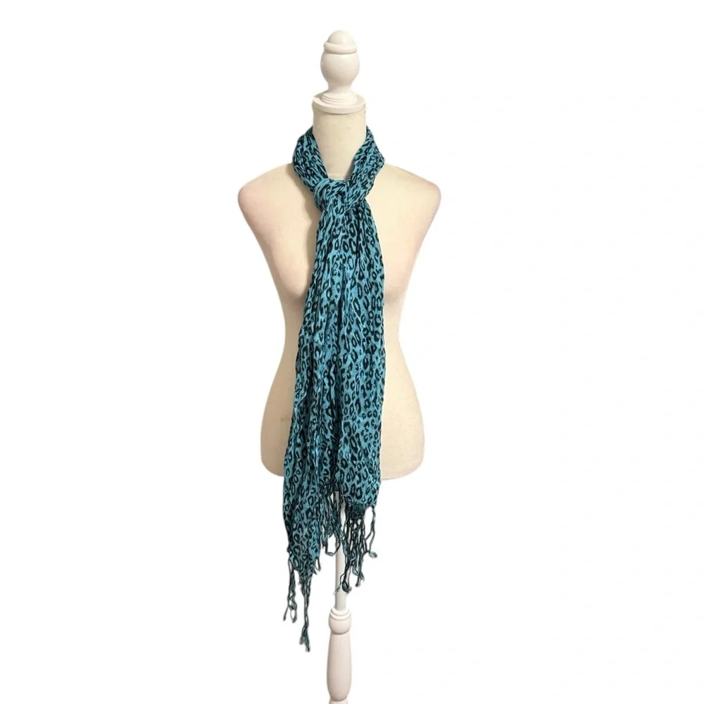 Cheetah print fringe scarf turquoise and black